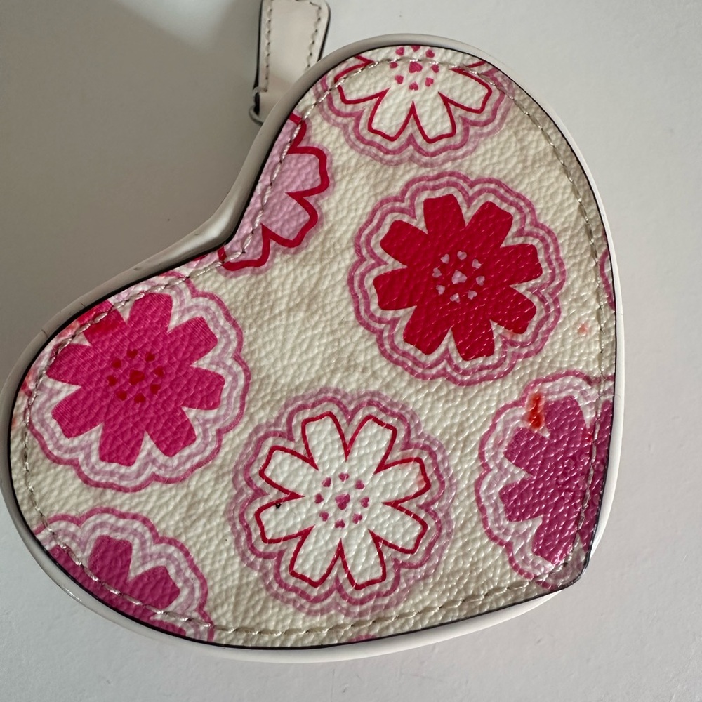 Coach Heart-Shaped Floral Jewelry Pouch - Pink & White
